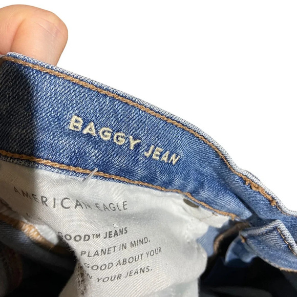 American Eagle‎ Distressed Baggy Jean Size 12 - Picture 7 of 8